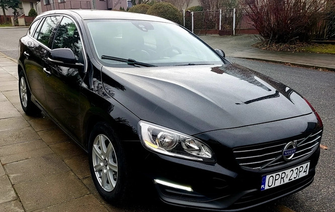 Volvo V60 cena 48300 przebieg: 177000, rok produkcji 2015 z Prudnik małe 121